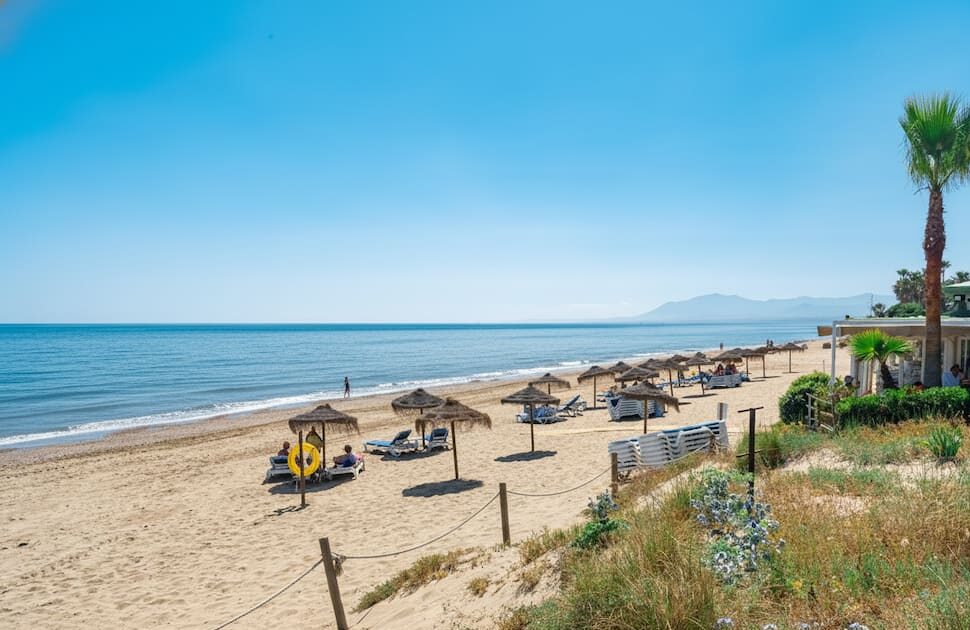 playa El Alicante Marbella